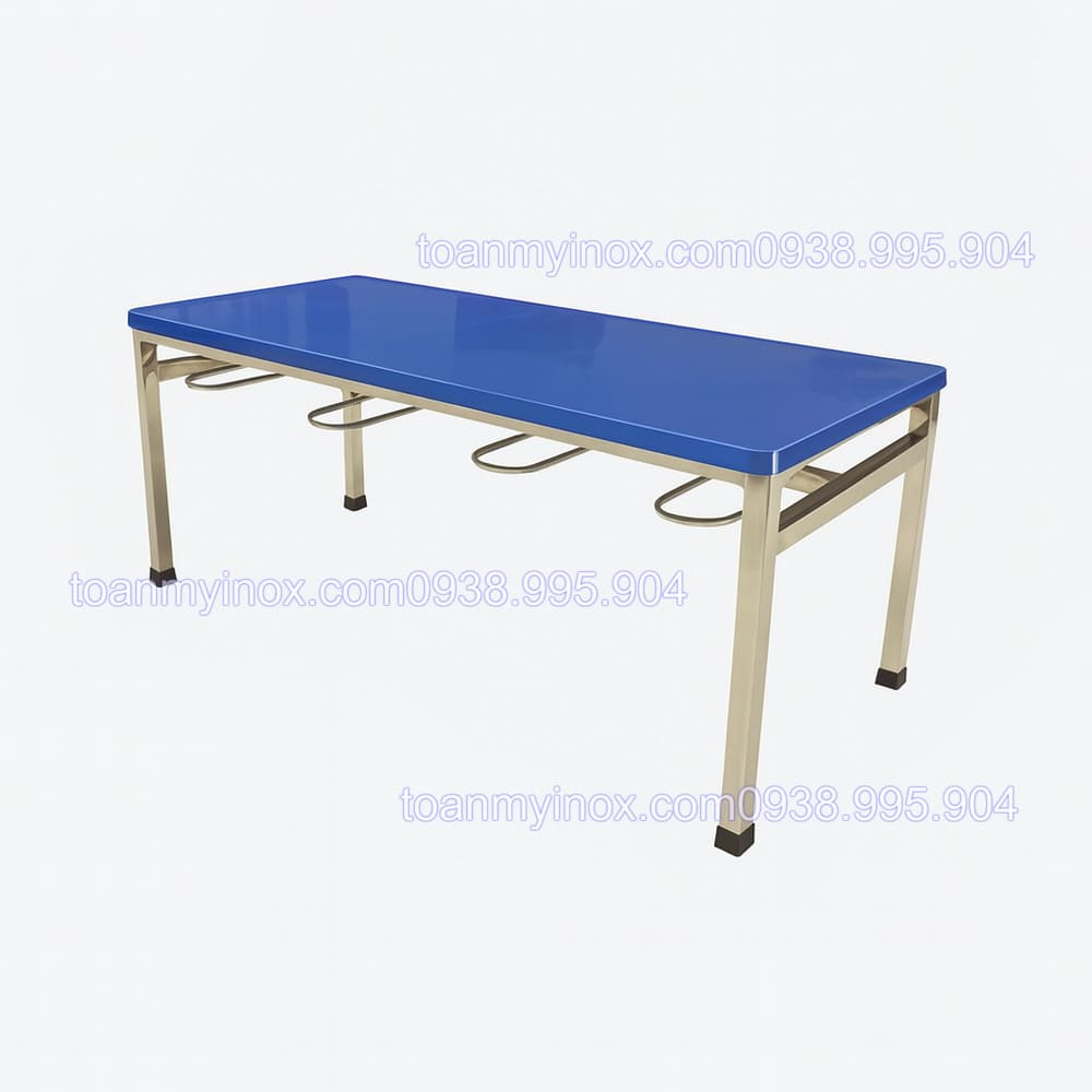 Bàn inox có móc treo ghế (4)